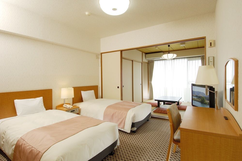 Wisterian Life Club Atami Hotell Atami  Eksteriør bilde